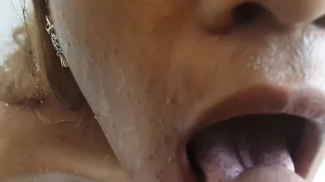 18yo Selena smiling drinking piss - pt1