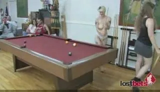 Amateur sluts playing strip pool