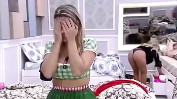 Ana Paula Minerato e Rita Cadillac - A Fazenda