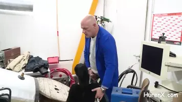 Anal der heiBe Inspektor