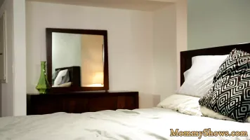 Bigtits milf tribbing stepteen pussy