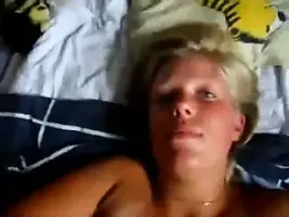 Blonde Freundin Facial