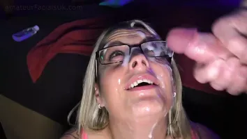 English Milf gets a Bukkake