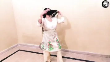 Hot and sexy Pakistani dance video