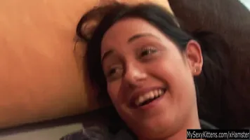 Lesbian teens Zorah and Nomi have sex