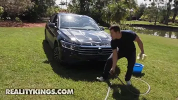 Milf Hunter - Crystal Rush Duncan Saint - Milf Can I Wash