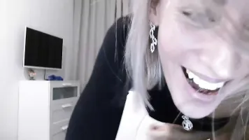 Rihannarossy – fully naked tits, ass and pussy show