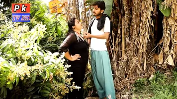 Sadaf Chaudhary – hot and sexy video from Pakistan