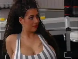 Tiziana Redford train at gym